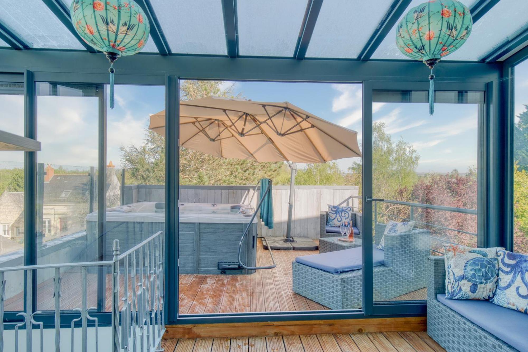 Homestay Jacuzzi Et Vue Sur Loire - L'odyssee