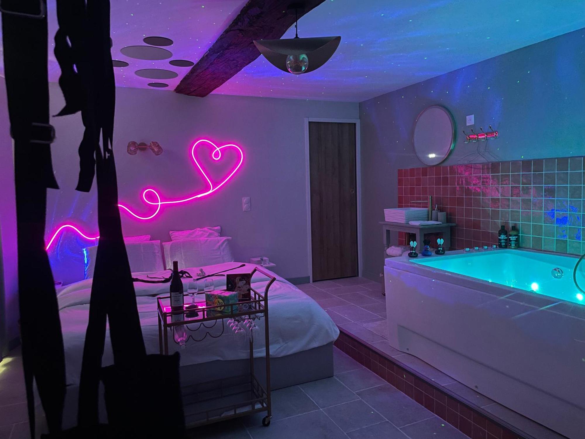 Jacuzzi Et Vue Sur Loire - L'odyssee Séjour chez l'habitant